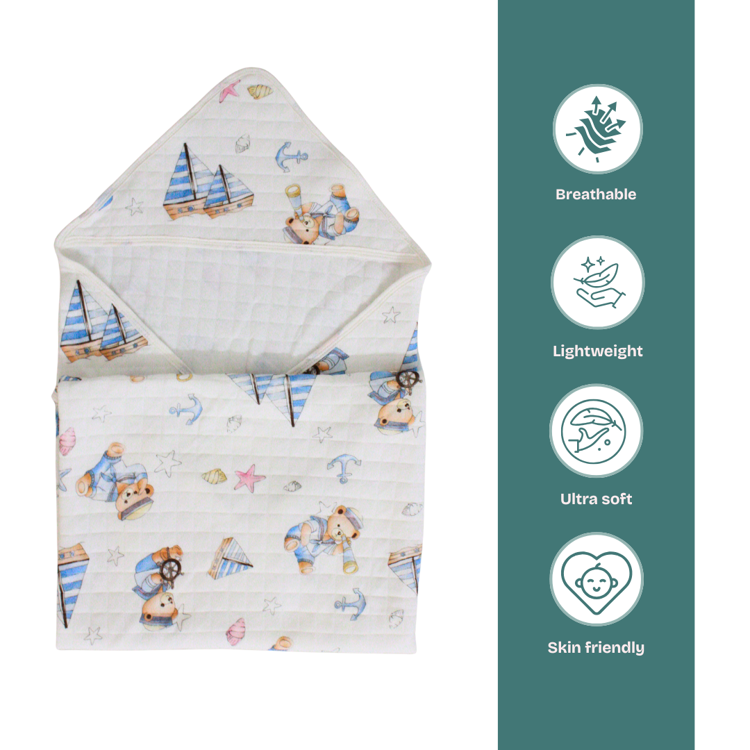 Little teddy Print – Muslin Quilted Hooded Blanket with Belt | 85 x 85 cm | Pack of 1