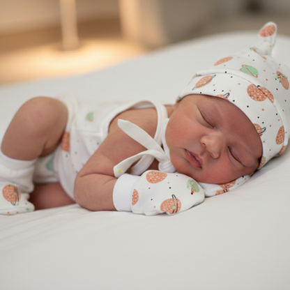 Newborn Muslin Cap, Mittens & Booties Set (Cute space print, combo set)