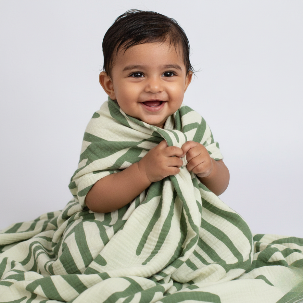 4 layer layer crinkled muslin bath towel (Green Leaf pattern, 70 × 145 cm, Pack of 1)