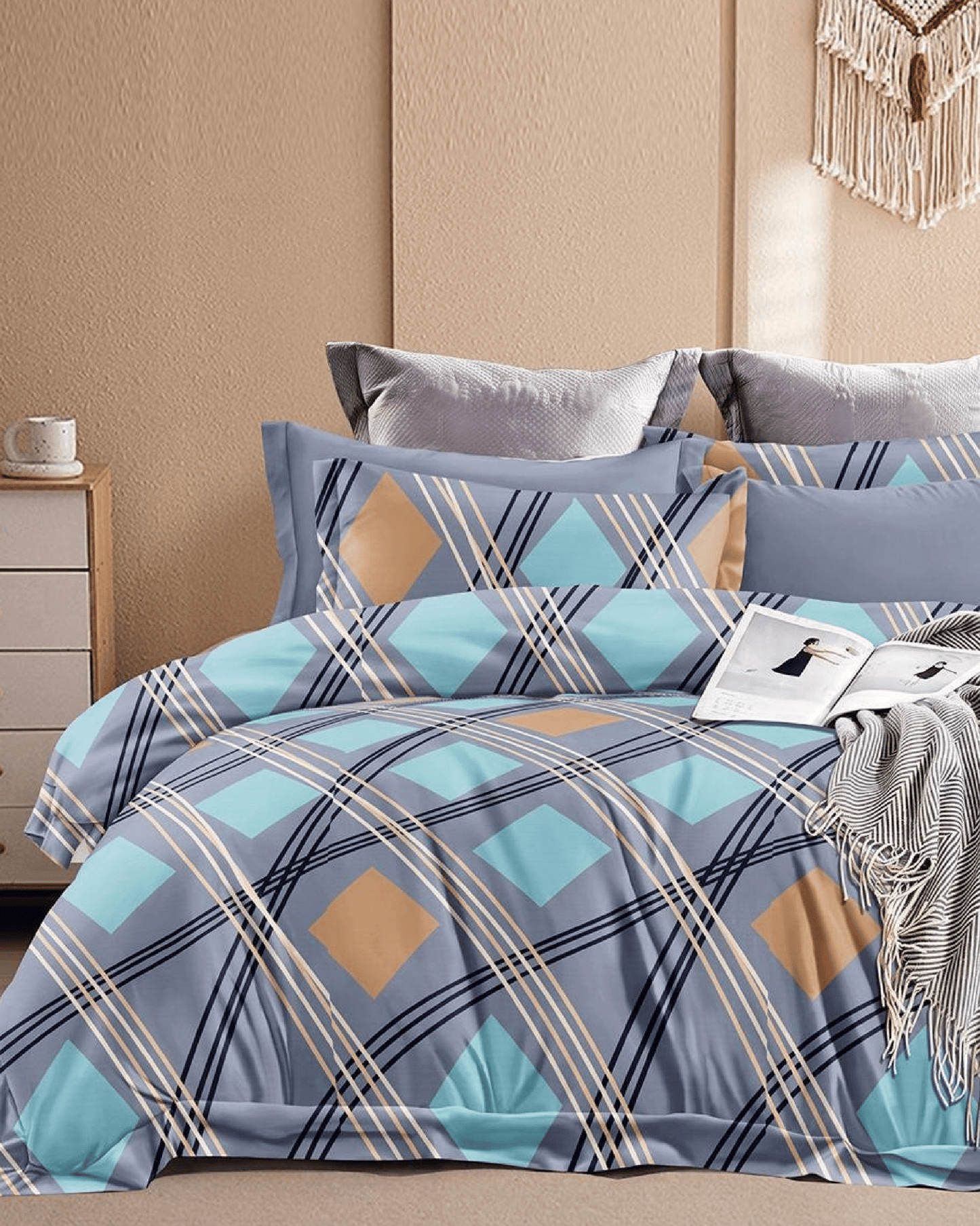 Bigmoon All-Round Elastic Fitted Sheet with Pillow Covers – Rustic Floral Diamond 72x78x14 inch