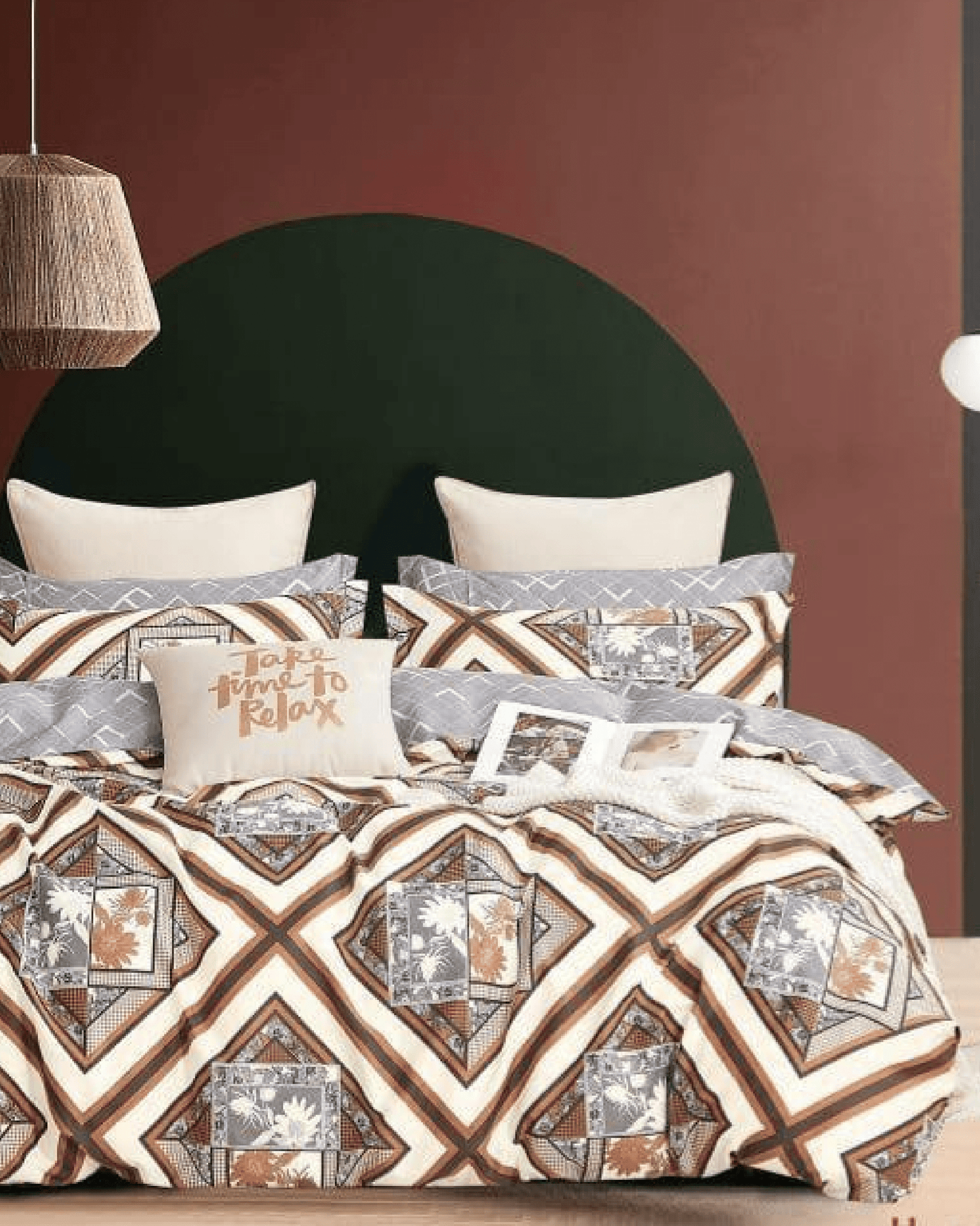 Bigmoon All-Round Elastic Fitted Sheet with Pillow Covers – Rustic Floral Diamond 72x78x14 inch